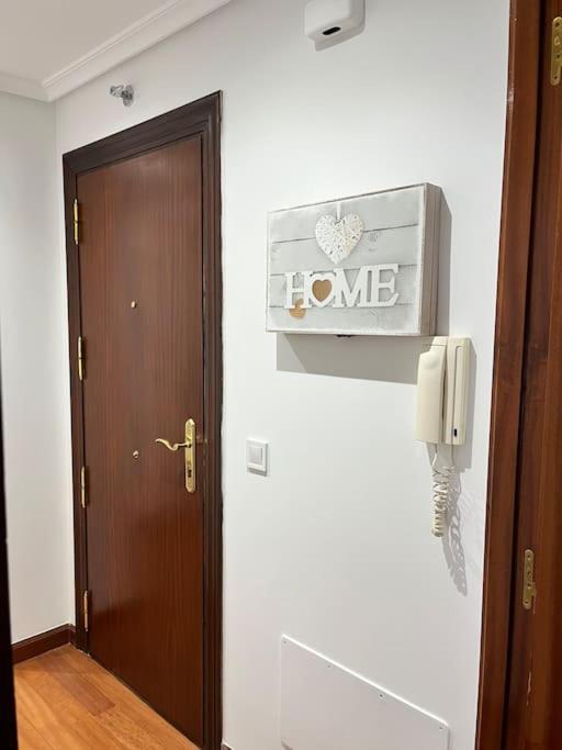Piso Acogedor Y Centrico Apartment ซานโตญา ภายนอก รูปภาพ